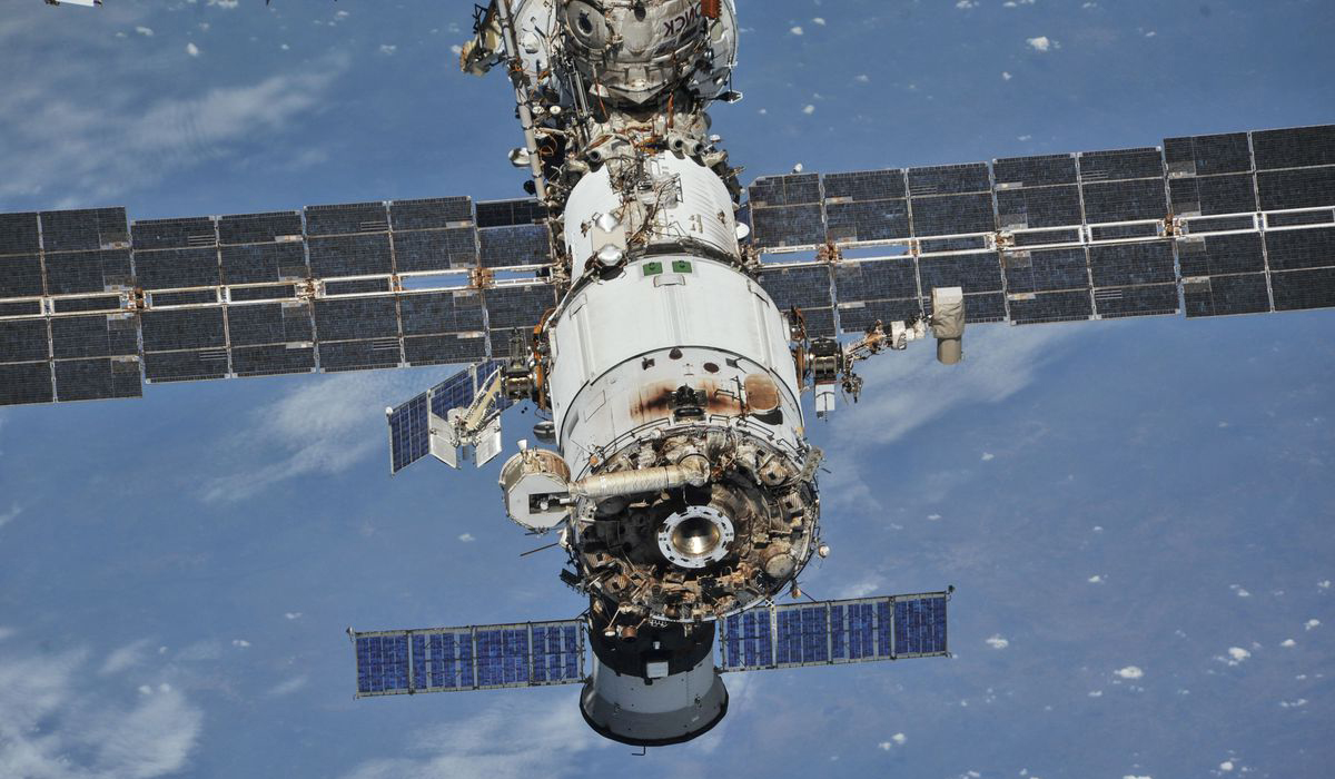 Russian cosmonauts find new cracks in ISS module